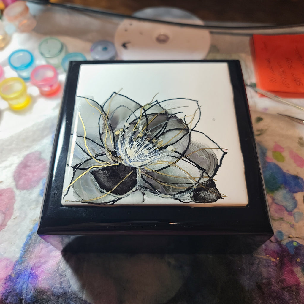 Gilded Ashflower jewelry box